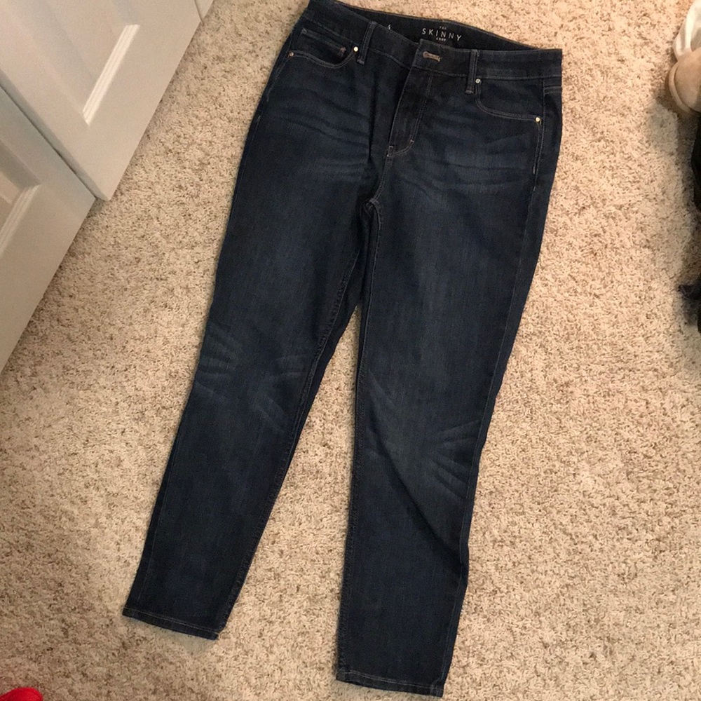 White House black market crop jeans size 4